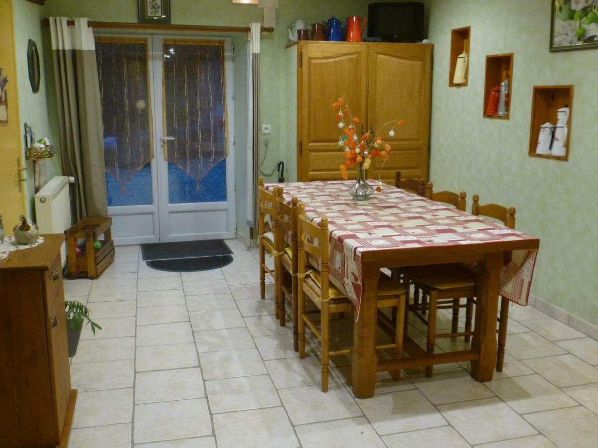 Gite De L'Aunay Flere-la-Riviere Exterior photo